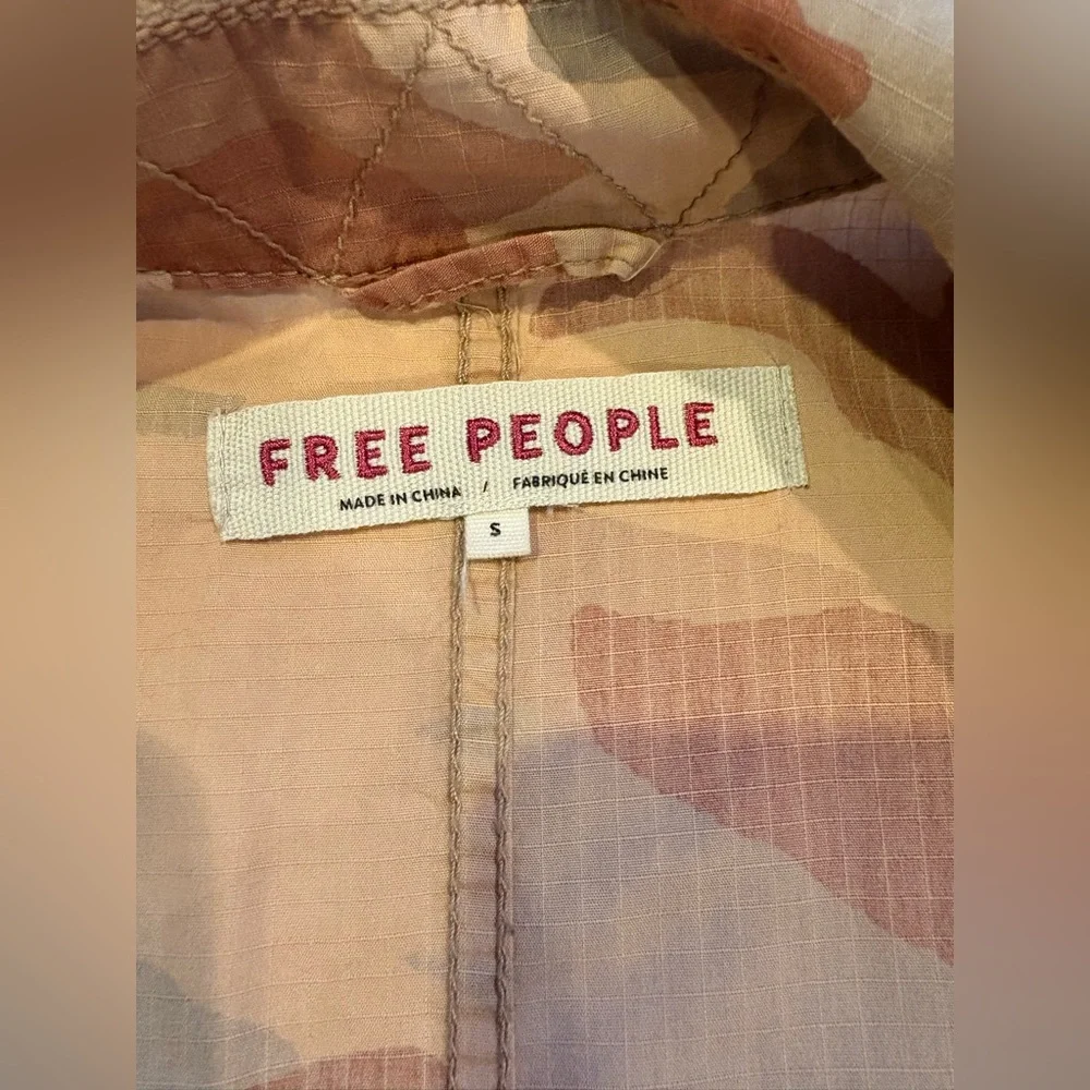 Free People "Seize the Day" Camo Military Jacket. Size Small. - Picture 13 of 15